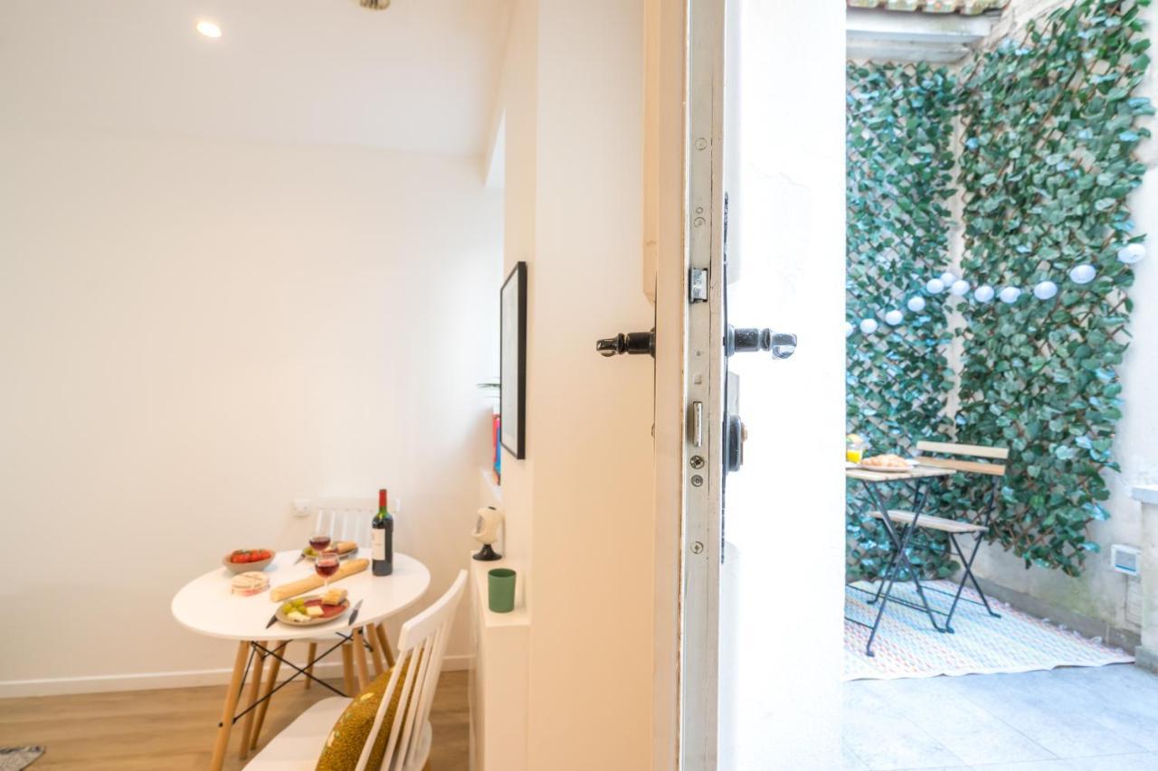 Happy Days - Eiffel Studio & Terrasse Apartamento Paris Exterior foto